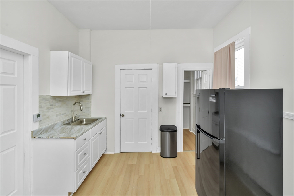 1 bed, 1 bath apartment for rent at 8 Shawmut Ter Unit 1, Malden — photo 1 of 9