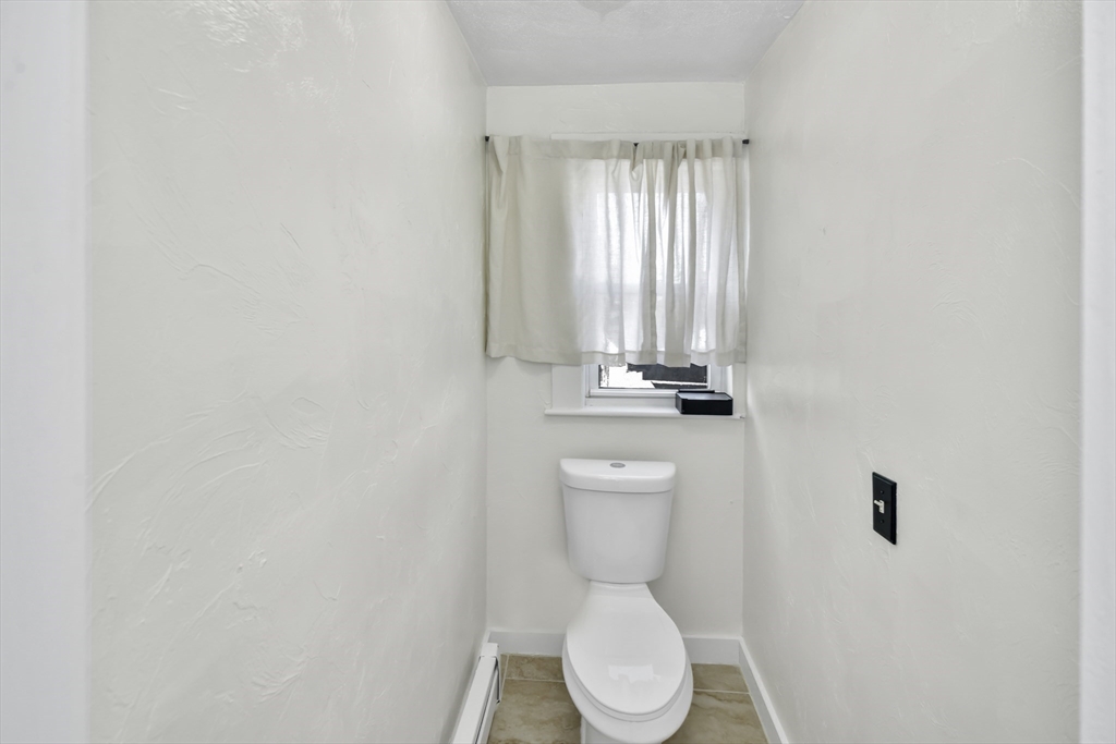 1 bed, 1 bath apartment for rent at 8 Shawmut Ter Unit 1, Malden — photo 7 of 9