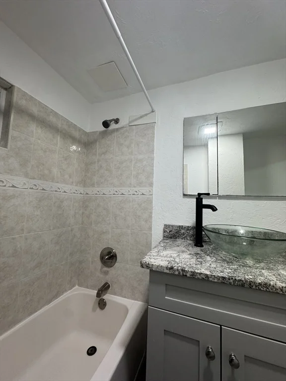 1 bed, 1 bath apartment for rent at 8 Shelby St Unit 2, East Boston — photo 11 of 15