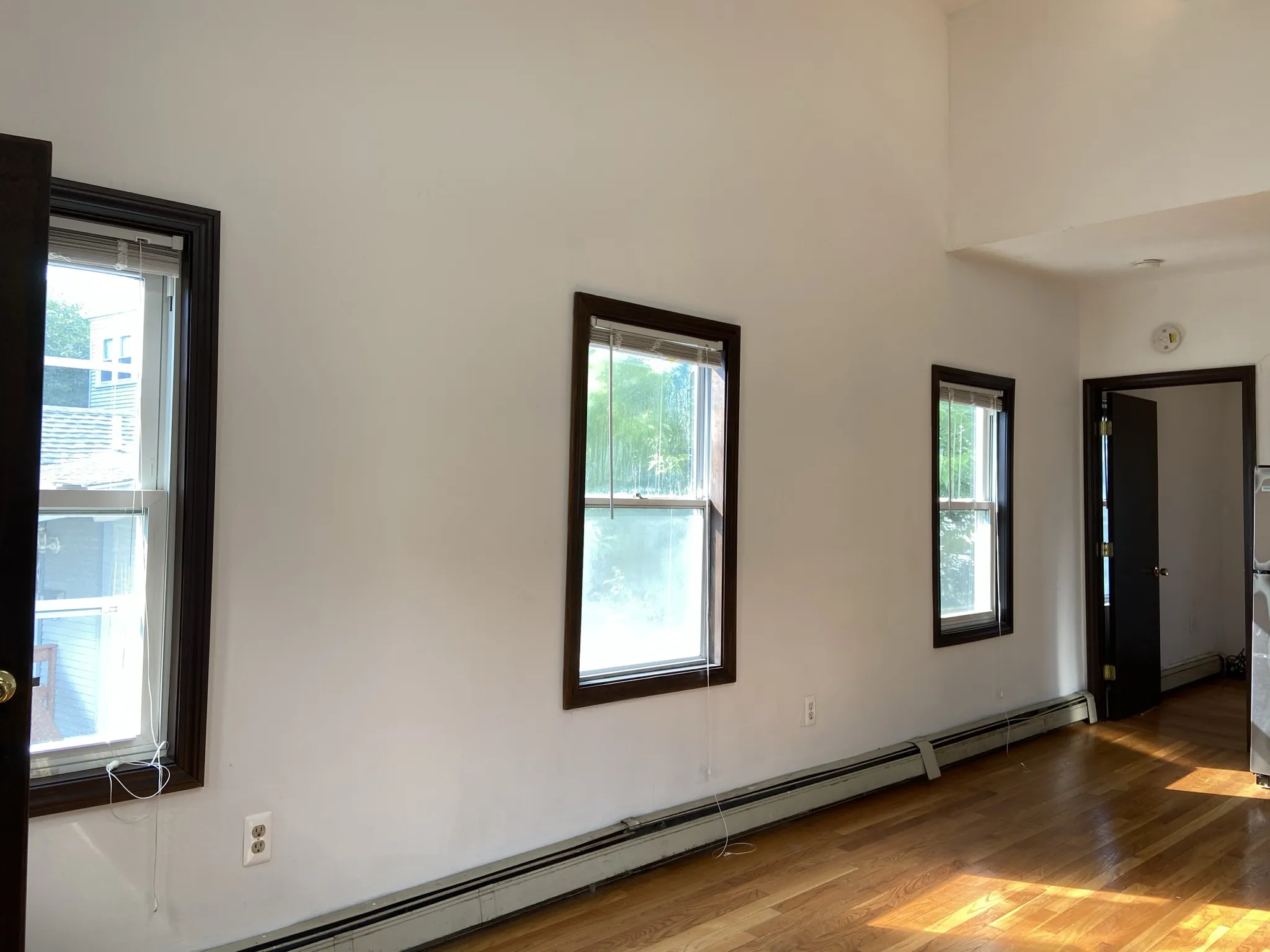 3 bed, 1 bath apartment for rent at 8 Shepard St Unit 0, Brighton — photo 8 of 23