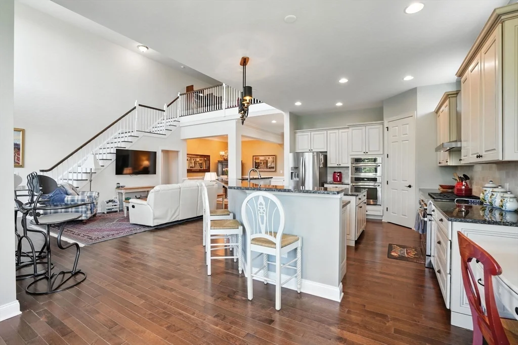 3 bed, 4+ bath apartment for rent at 8 Skipping Stone Unit 8, Pinehills — photo 9 of 42
