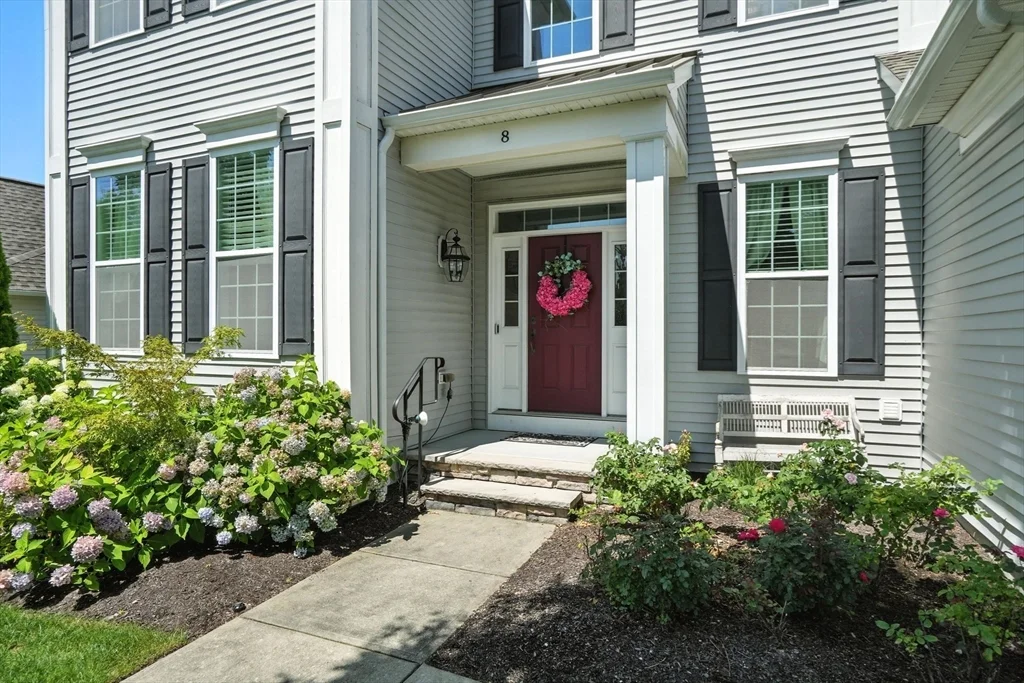 3 bed, 4+ bath apartment for rent at 8 Skipping Stone Unit 8, Pinehills — photo 3 of 42