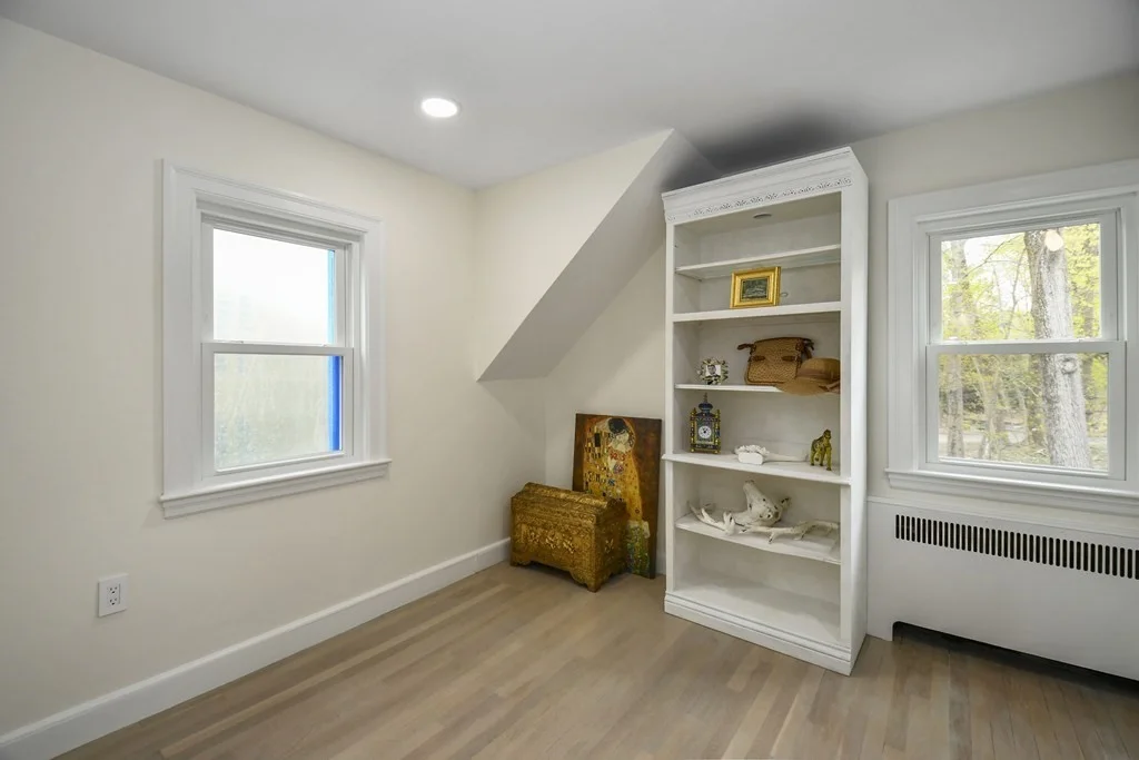 3 bed, 2 bath apartment for rent at 8 Spruce Park, Wellesley — photo 20 of 24