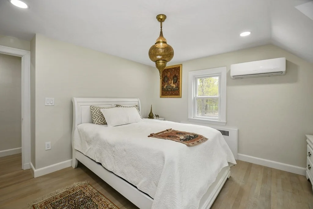3 bed, 2 bath apartment for rent at 8 Spruce Park, Wellesley — photo 18 of 24