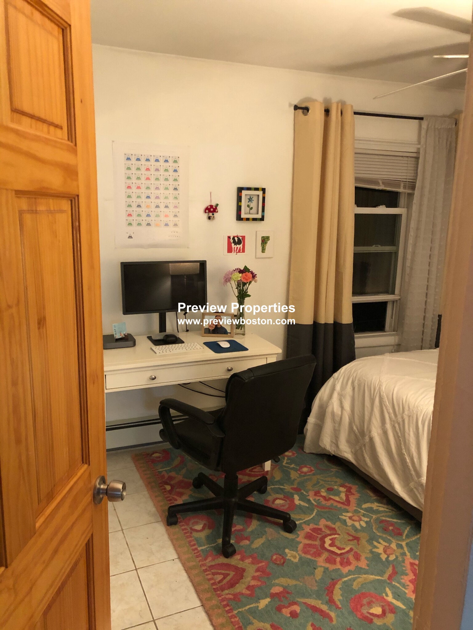 3 bed, 1 bath apartment for rent at 8 Starr Ln Unit 3, Jamaica Plain — photo 1 of 14