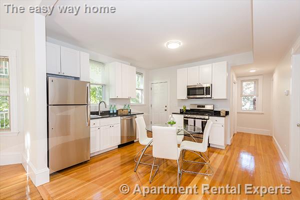 4 bed, 1 bath apartment for rent at 8 Stone Pl Unit 1, Union Square — photo 7 of 11