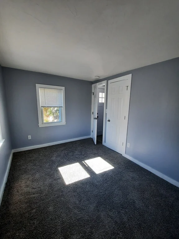 2 bed, 1 bath apartment for rent at 8 Stoney Beach Rd Unit 2, Hull — photo 5 of 5