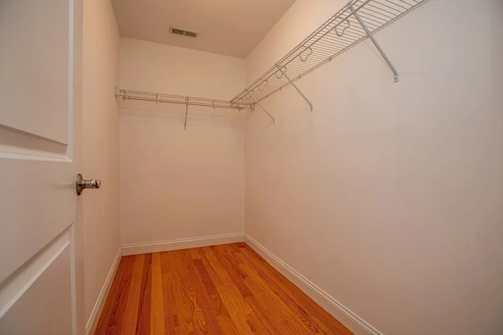 3 bed, 2 bath apartment for rent at 8 Summer Hill Circle Unit 8, Arlington — photo 22 of 41