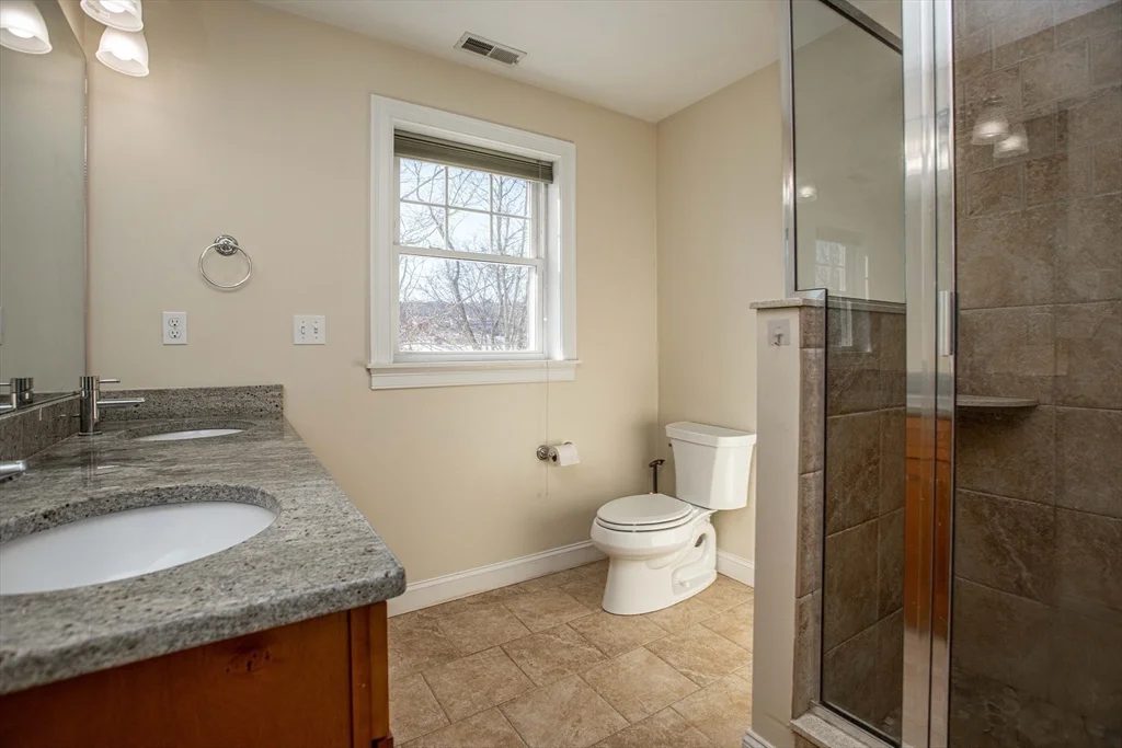 3 bed, 2 bath apartment for rent at 8 Summer Hill Circle Unit 8, Arlington — photo 17 of 41