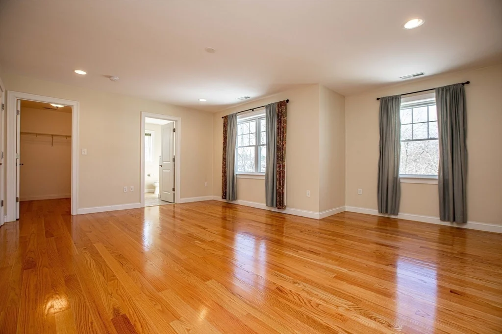 3 bed, 2 bath apartment for rent at 8 Summer Hill Circle Unit 8, Arlington — photo 15 of 41