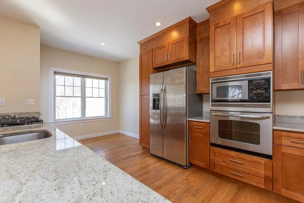 3 bed, 2 bath apartment for rent at 8 Summer Hill Circle Unit 8, Arlington — photo 10 of 41