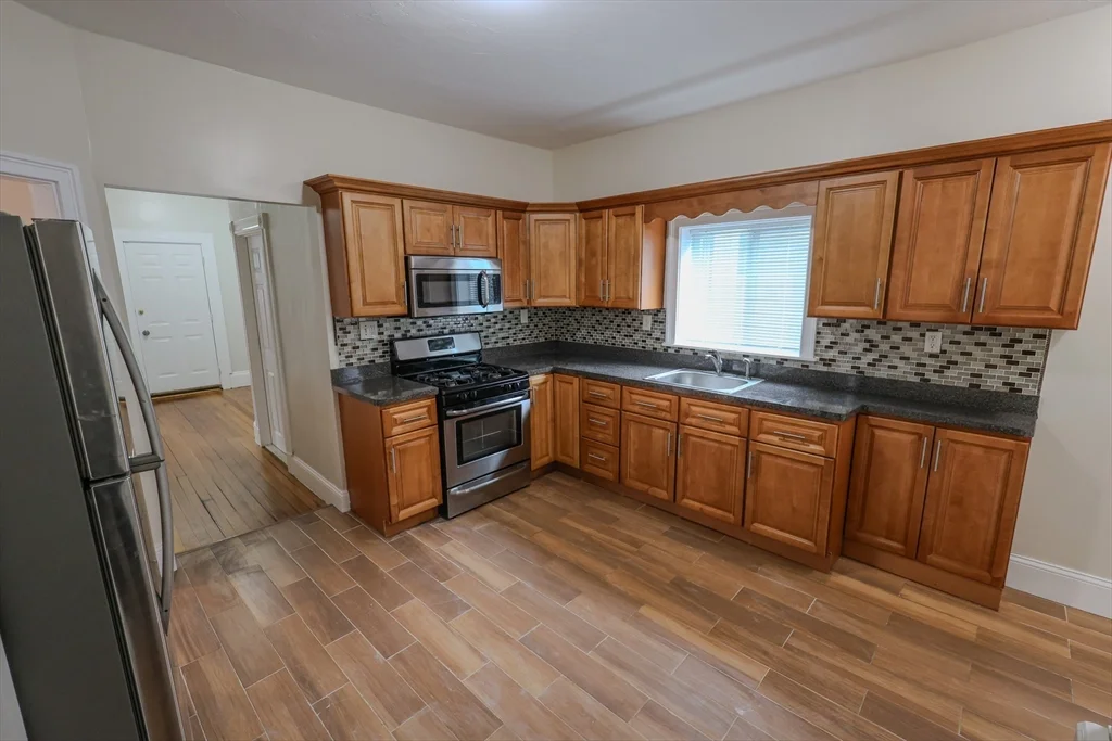 1 bed, 1 bath apartment for rent at 8 Sumner Ter Unit 1, Dorchester — photo 3 of 14