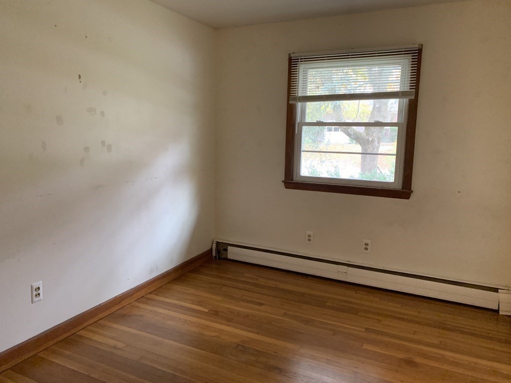3 bed, 1 bath apartment for rent at 8 Tower Ter Unit 1, Wareham — photo 6 of 15