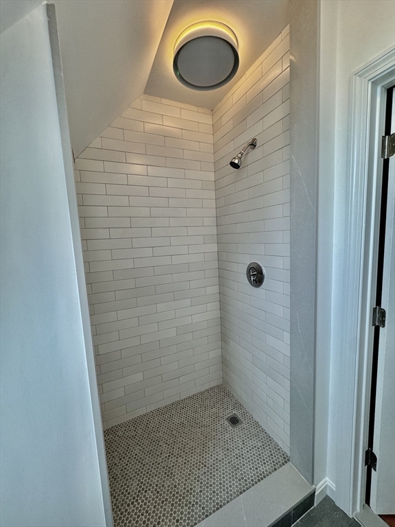 3 bed, 2 bath apartment for rent at 8 Trafford St Unit 0, Quincy — photo 12 of 18