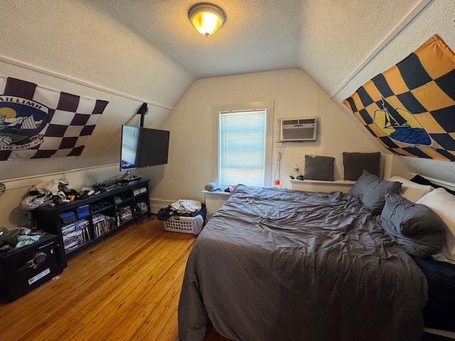4 bed, 2 bath apartment for rent at 8 Trafford St Unit 2, Quincy — photo 8 of 18