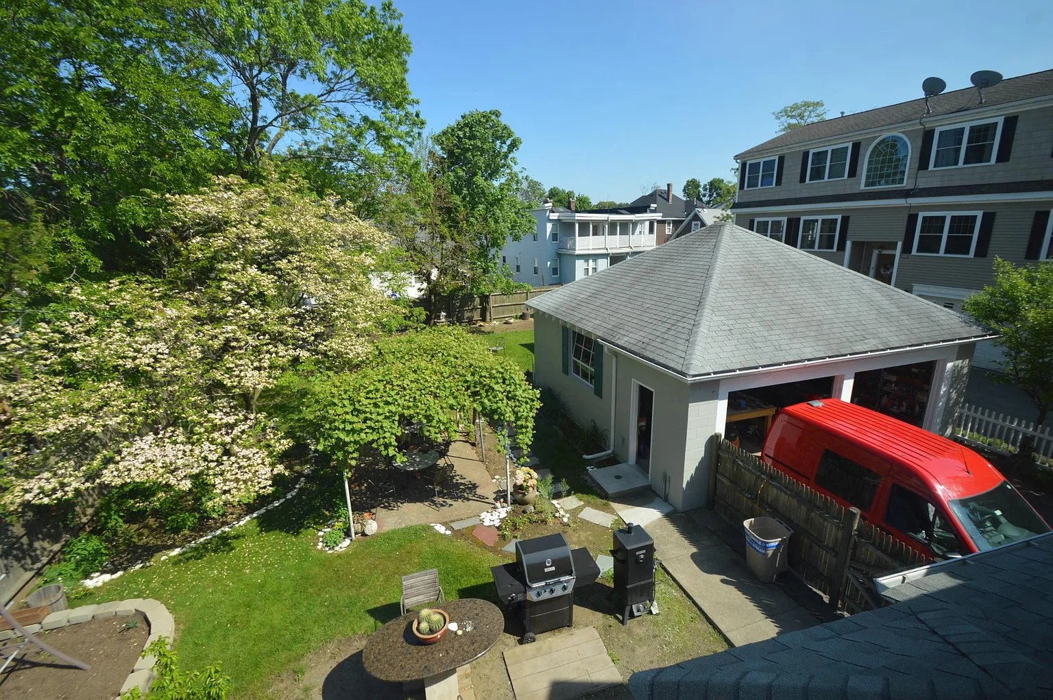 4 bed, 2 bath apartment for rent at 8 Trafford St Unit 2, Quincy — photo 2 of 18