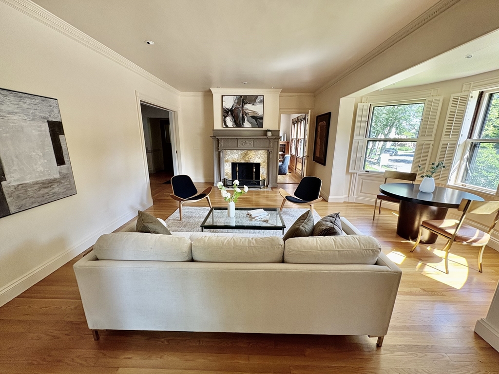 5 bed, 4+ bath apartment for rent at 8 Trail St Unit 8, West Cambridge — photo 8 of 24