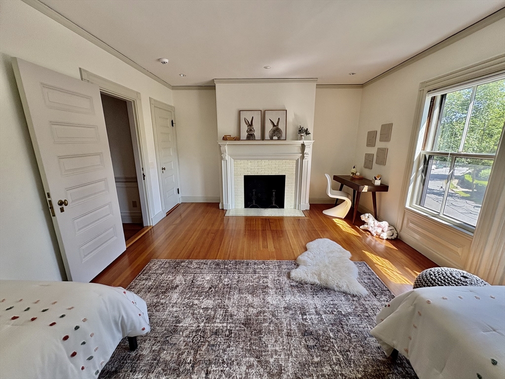 5 bed, 4+ bath apartment for rent at 8 Trail St Unit 8, West Cambridge — photo 15 of 24