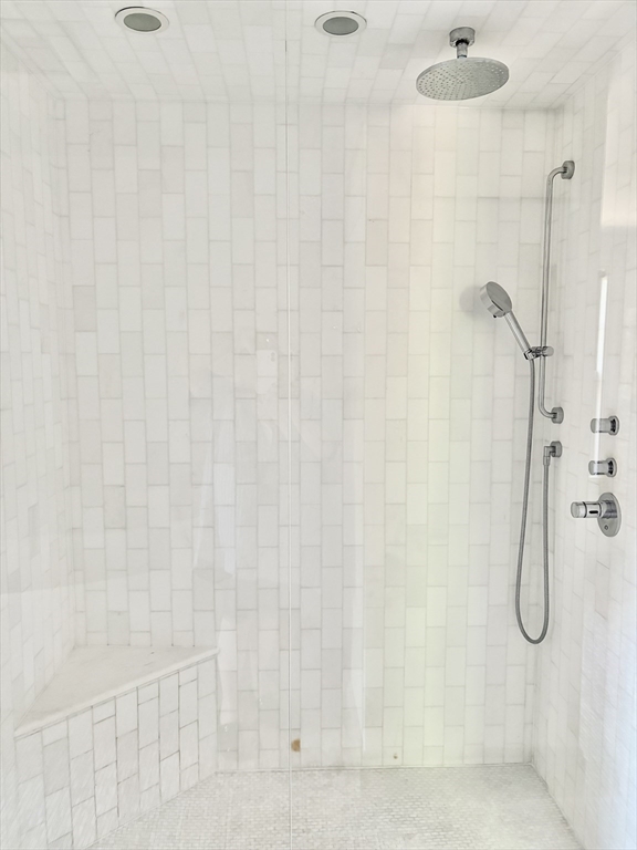 5 bed, 4+ bath apartment for rent at 8 Trail St Unit 8, West Cambridge — photo 21 of 24