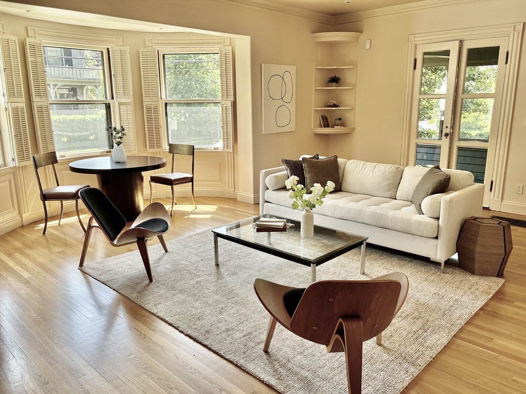 5 bed, 4+ bath apartment for rent at 8 Trail St Unit 8, West Cambridge — photo 7 of 24