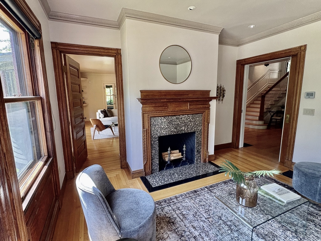 5 bed, 4+ bath apartment for rent at 8 Trail St Unit 8, West Cambridge — photo 6 of 24