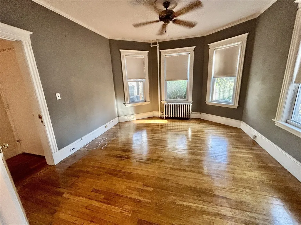 2 bed, 1 bath apartment for rent at 8 Usher Rd Unit 1, West Medford — photo 3 of 12