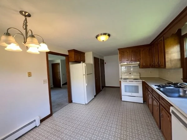 2 bed, 1 bath apartment for rent at 8 Valliria Dr Unit 8, Groton — photo 2 of 12