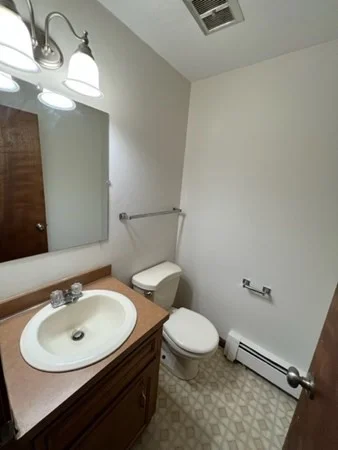 2 bed, 1 bath apartment for rent at 8 Valliria Dr Unit 8, Groton — photo 4 of 12