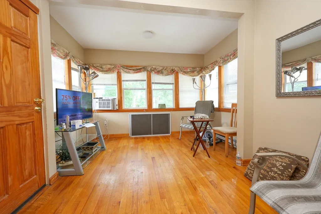 4 bed, 1 bath apartment for rent at 8 Verndale Rd Unit 2, Milton — photo 18 of 20