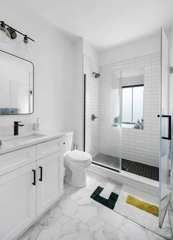 1 bed, 1 bath apartment for rent at 8 Viking Unit 3, South Boston — photo 4 of 10