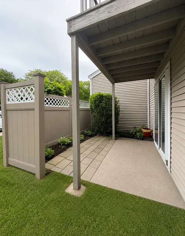 2 bed, 2 bath apartment for rent at 8 Village Rock Ln Unit 3, Natick — photo 11 of 17