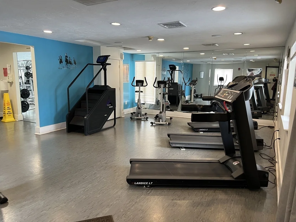 2 bed, 2 bath apartment for rent at 8 Village Rock Ln Unit 3, Natick — photo 14 of 17