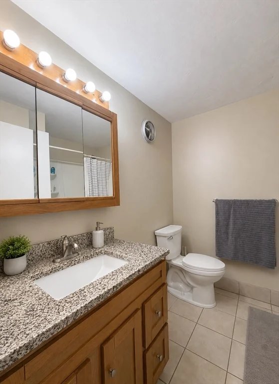2 bed, 2 bath apartment for rent at 8 Village Rock Ln Unit 3, Natick — photo 9 of 17