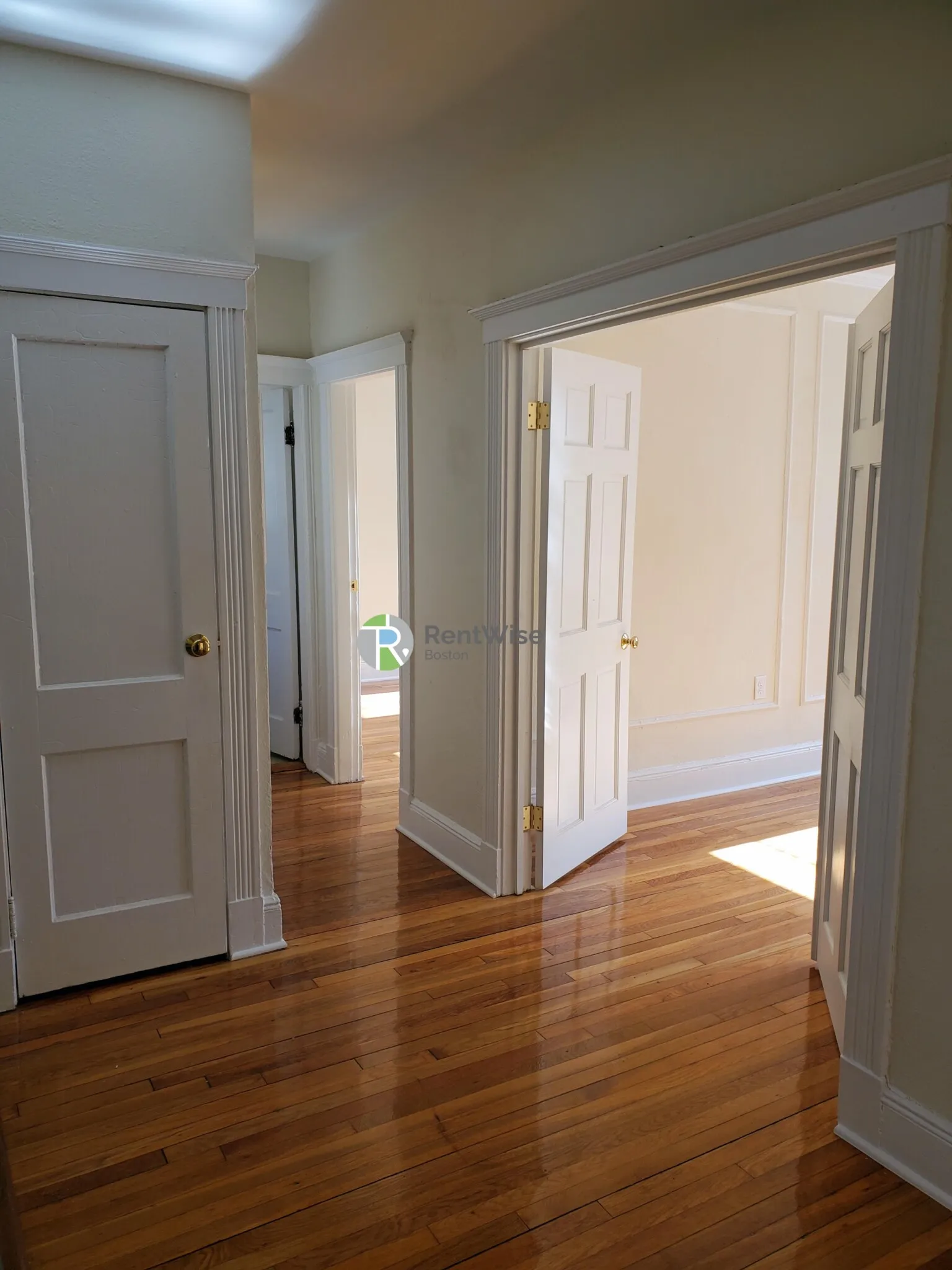 2 bed, 1 bath apartment for rent at 8 Vinal St Unit 4, Brighton — photo 2 of 15