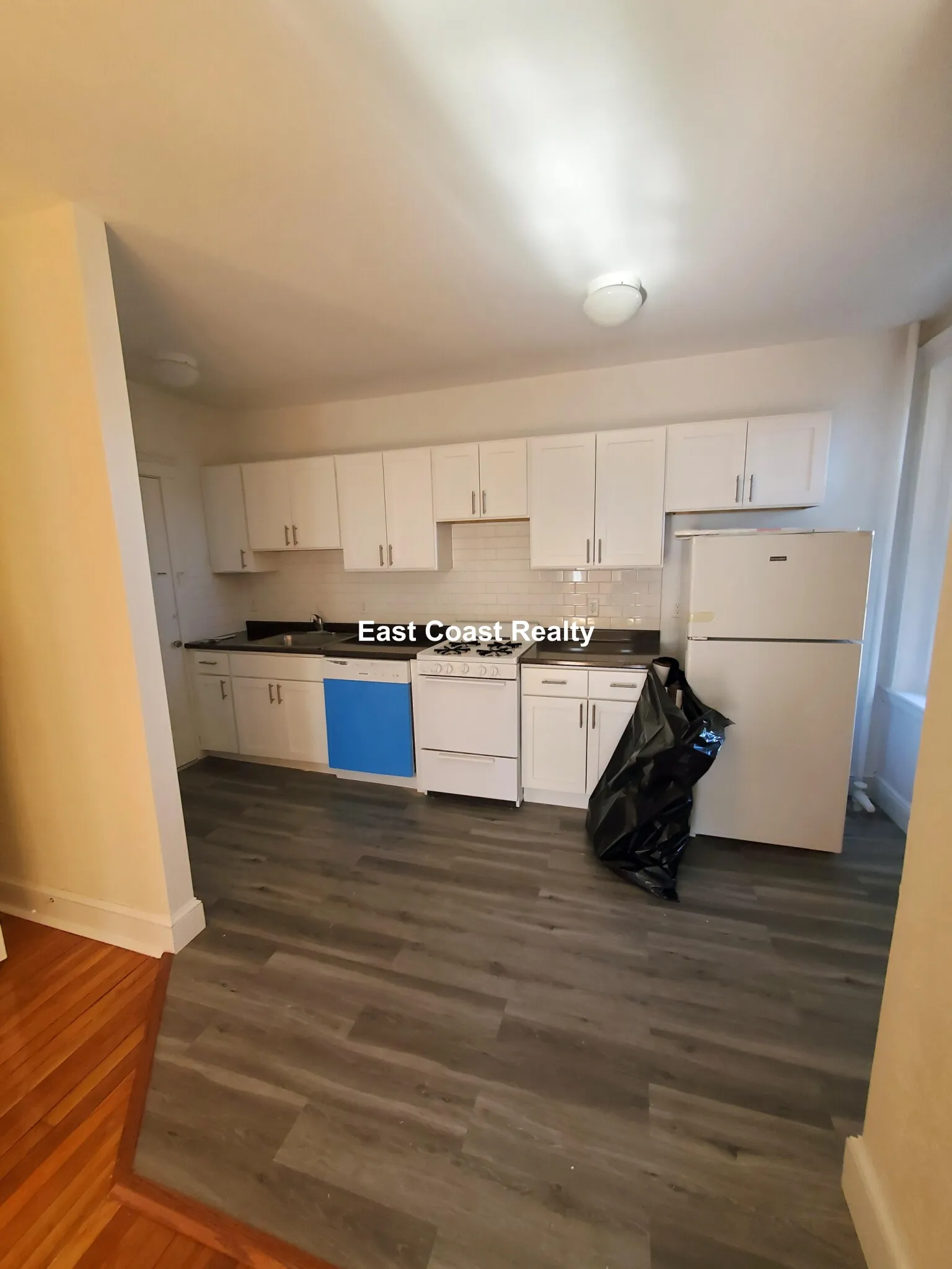 2 bed, 1 bath apartment for rent at 8 Vinal St Unit 8, Brighton — photo 4 of 11