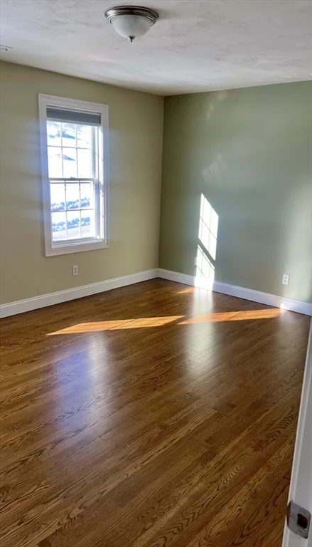 4 bed, 3 bath apartment for rent at 8 Vista Cir, Rutland — photo 16 of 32