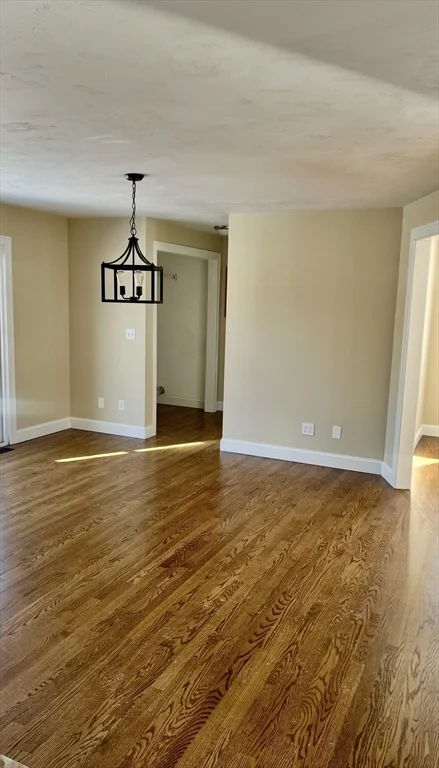 4 bed, 3 bath apartment for rent at 8 Vista Cir, Rutland — photo 7 of 32