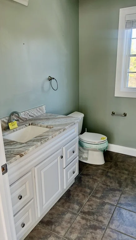 4 bed, 3 bath apartment for rent at 8 Vista Cir, Rutland — photo 30 of 32