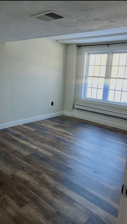 4 bed, 3 bath apartment for rent at 8 Vista Cir, Rutland — photo 24 of 32