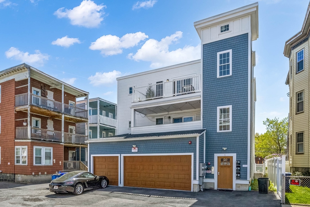 5 bed, 3 bath apartment for rent at 8 W Bellflower St Unit 1, Dorchester — photo 25 of 26