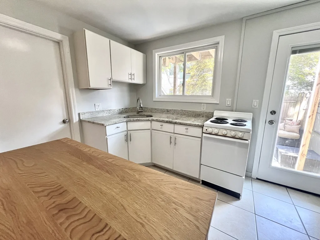 Studio bed, 1 bath apartment for rent at 8 Wall St Unit 1, Charlestown — photo 5 of 15
