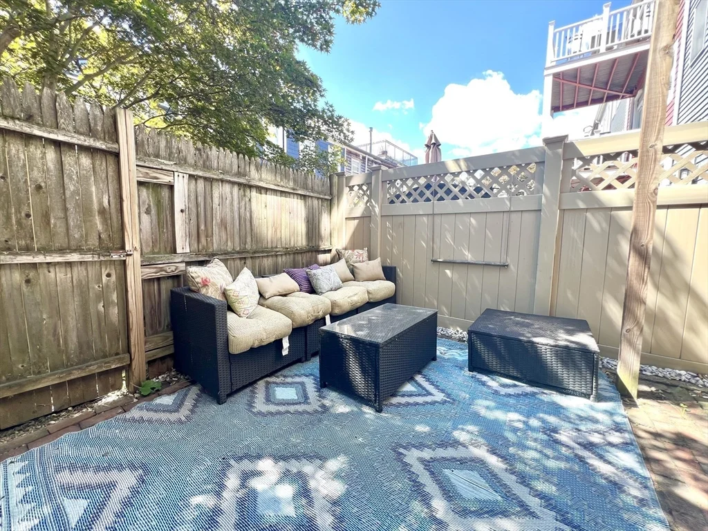 Studio bed, 1 bath apartment for rent at 8 Wall St Unit 1, Charlestown — photo 13 of 15