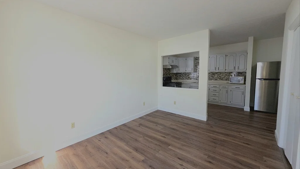 1 bed, 1 bath apartment for rent at 8 Wall St Unit 1, Foxboro — photo 3 of 9