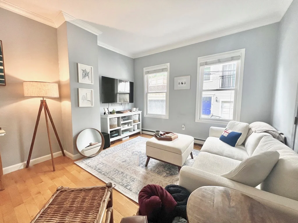 2 bed, 1 bath apartment for rent at 8 Wall St Unit 2, Charlestown — photo 2 of 18