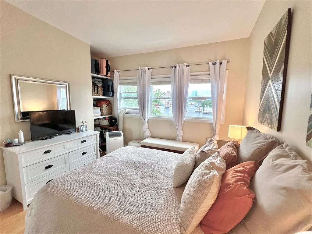 2 bed, 1 bath apartment for rent at 8 Wall St Unit 2, Charlestown — photo 9 of 18