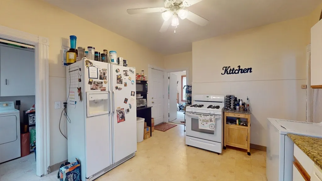 2 bed, 1 bath apartment for rent at 8 Wareham St Unit 1, South Medford — photo 6 of 12