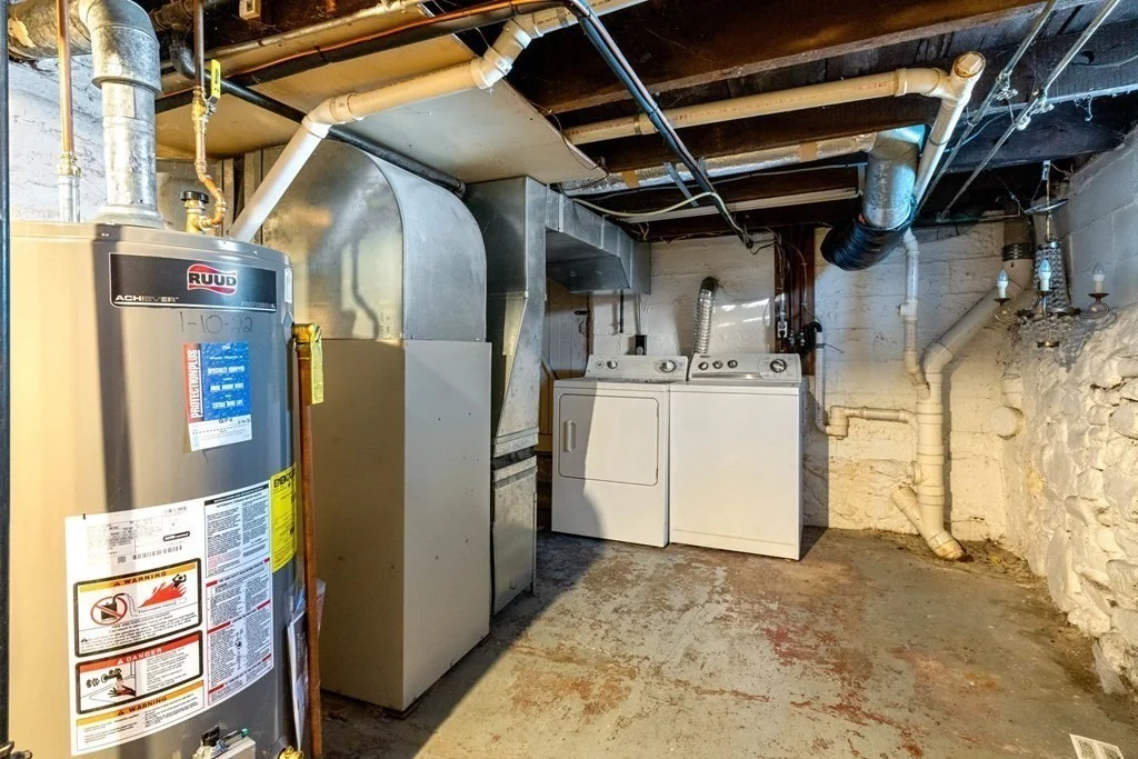2 bed, 1 bath apartment for rent at 8 Washburn St, East Weymouth — photo 16 of 21