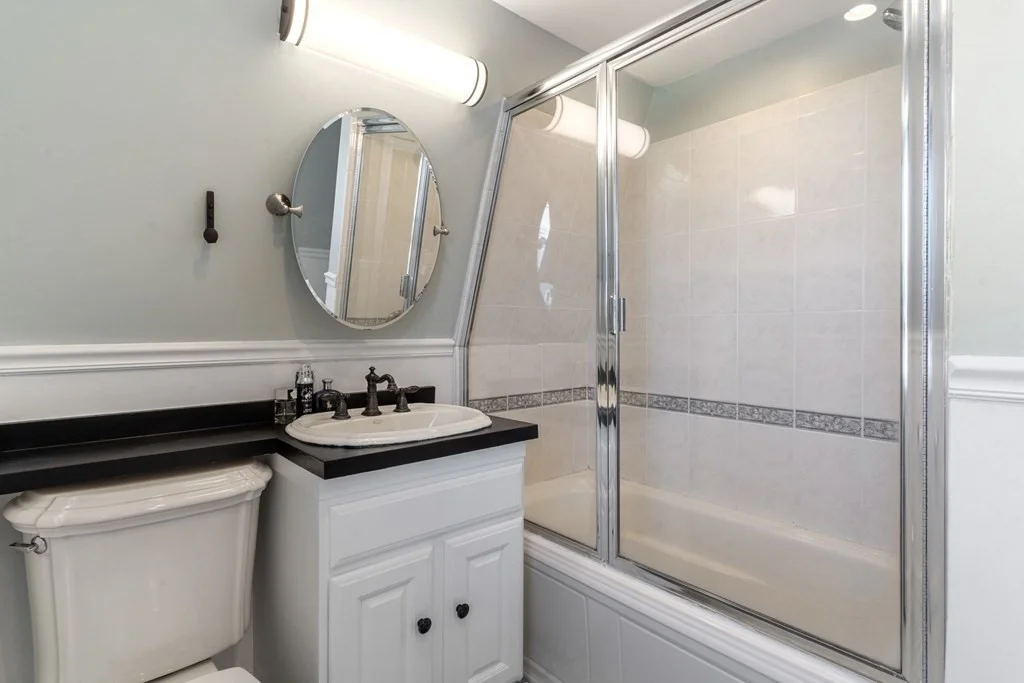 2 bed, 1 bath apartment for rent at 8 Washburn St, East Weymouth — photo 9 of 21