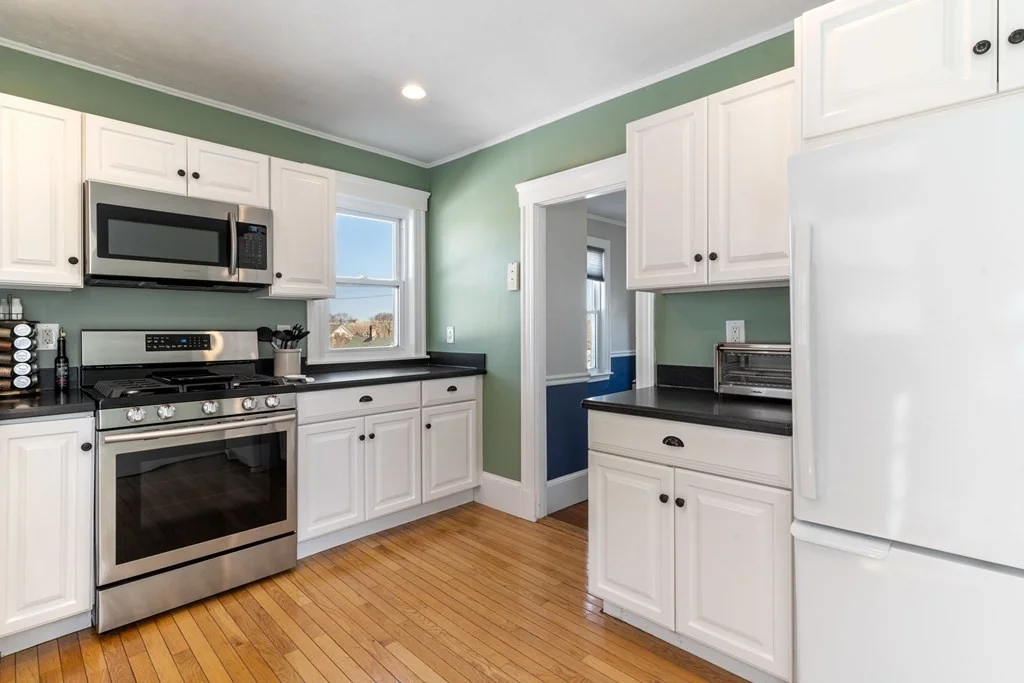 2 bed, 1 bath apartment for rent at 8 Washburn St, East Weymouth — photo 6 of 21