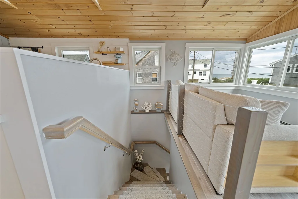 3 bed, 2 bath apartment for rent at 8 Water St, Marshfield — photo 23 of 30